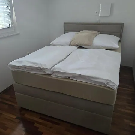 Apartmaji Beli Jelen Apartma