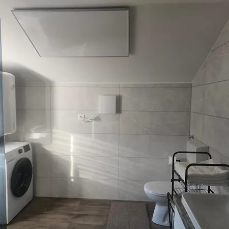 Apartmaji Beli Jelen Grobelno